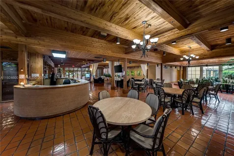 4000 Towerside Terrace Miami FL 33138
