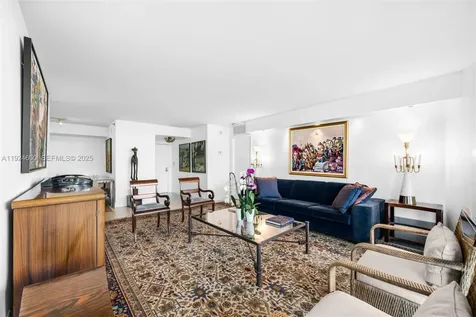 4000 Towerside Terrace Miami FL 33138