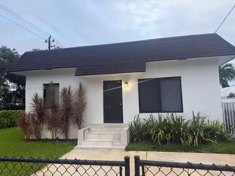 1800 NW 18th Terrace Miami FL 33125