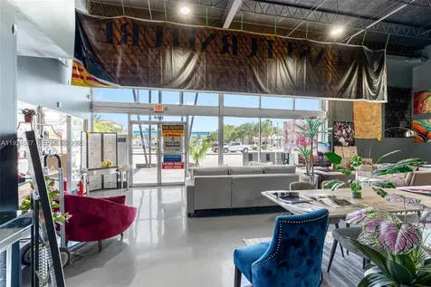 1500 E Commercial Boulevard Oakland Park FL 33334