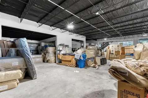 1500 E Commercial Boulevard Oakland Park FL 33334