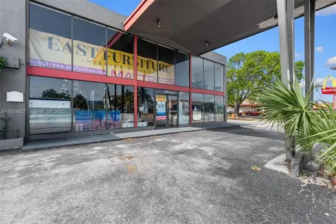 1500 E Commercial Boulevard Oakland Park FL 33334