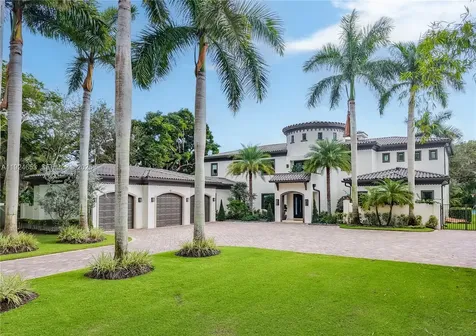 6080 SW 104th Street Pinecrest FL 33156