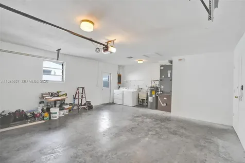2371 NE 193rd Street Miami FL 33180