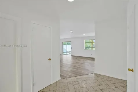 2371 NE 193rd Street Miami FL 33180