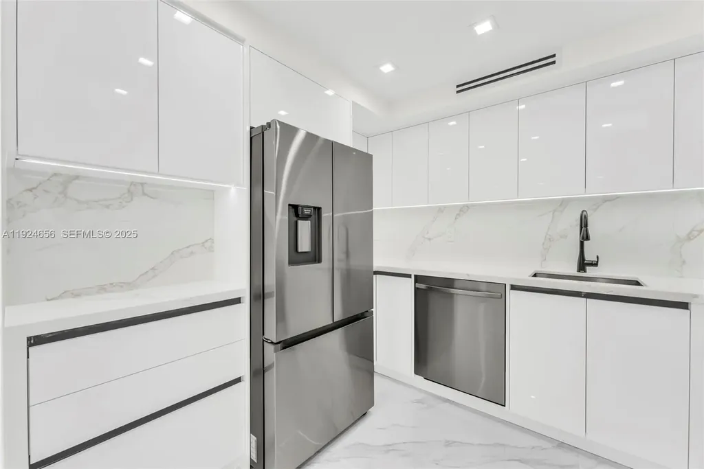 251 174th Street Sunny Isles Beach FL 33160