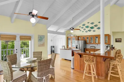 835 70th Street Gulf Marathon FL 33050