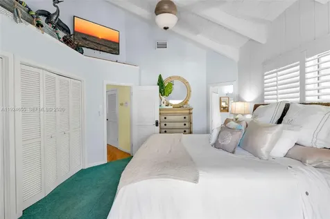 835 70th Street Gulf Marathon FL 33050