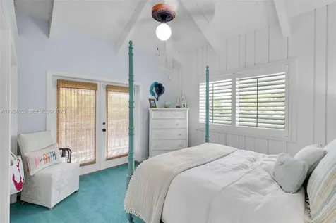 835 70th Street Gulf Marathon FL 33050