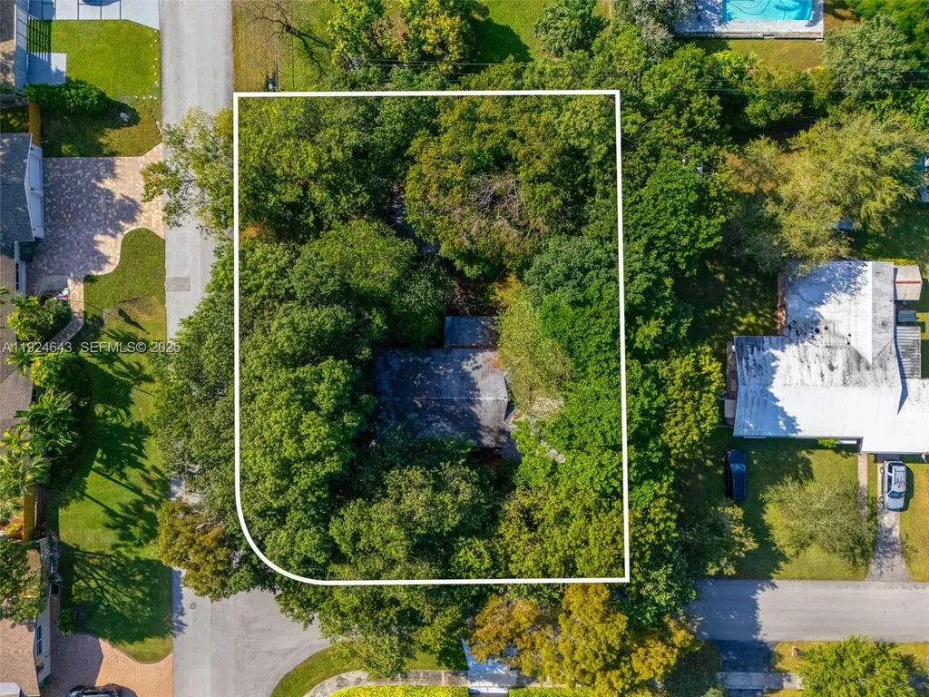 11550 SW 108th Court Miami FL 33176