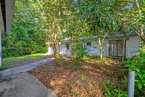 11550 SW 108th Court Miami FL 33176