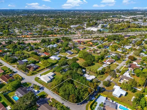 11550 SW 108th Court Miami FL 33176