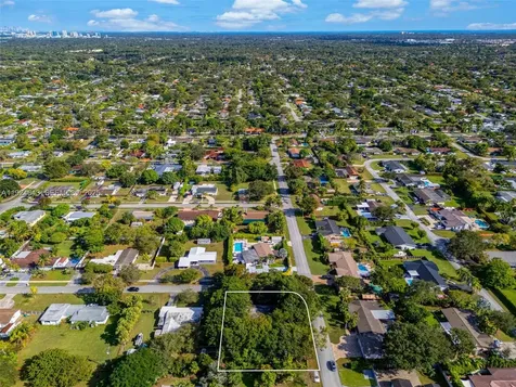 11550 SW 108th Court Miami FL 33176