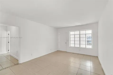7525 NE Miami Court Miami FL 33138