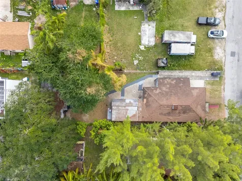 7525 NE Miami Court Miami FL 33138