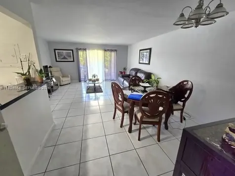 10375 N Kendall Drive Miami FL 33176