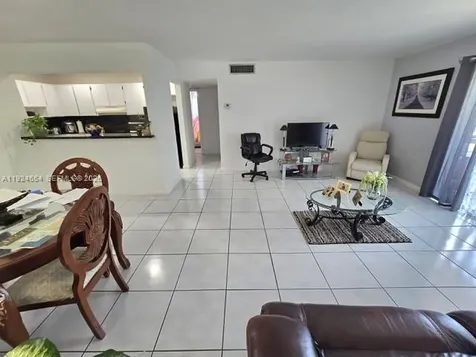 10375 N Kendall Drive Miami FL 33176