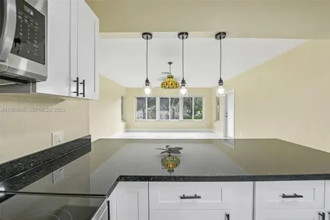 140 NE 161st Street Miami FL 33162