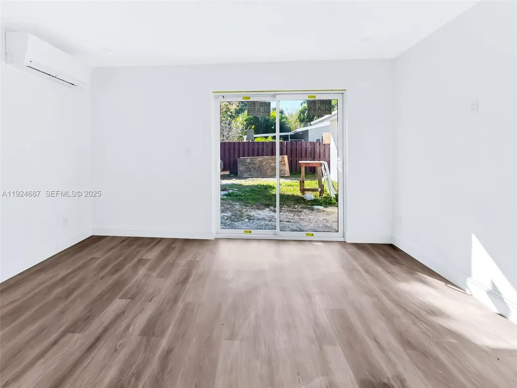1520 NE 14th Terrace Fort Lauderdale FL 33304