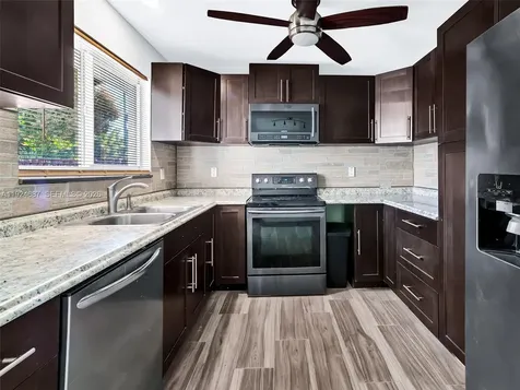 1520 NE 14th Terrace Fort Lauderdale FL 33304