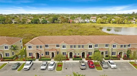 1052 SE 23rd Avenue Homestead FL 33035