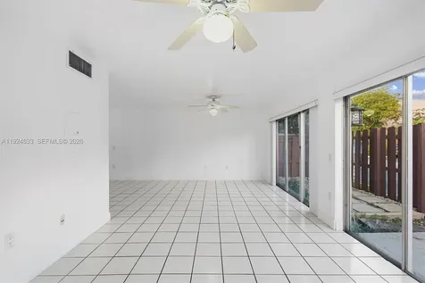8450 SW 154th Circle Court Miami FL 33193