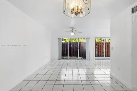 8450 SW 154th Circle Court Miami FL 33193