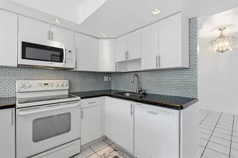 8450 SW 154th Circle Court Miami FL 33193