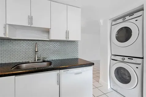 8450 SW 154th Circle Court Miami FL 33193