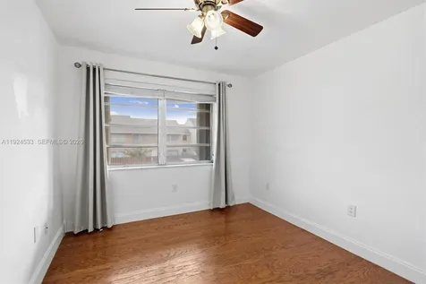8450 SW 154th Circle Court Miami FL 33193
