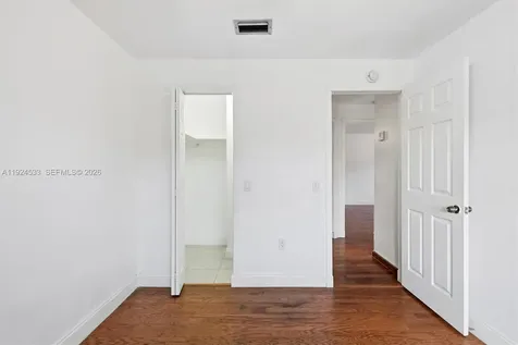 8450 SW 154th Circle Court Miami FL 33193