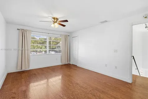 8450 SW 154th Circle Court Miami FL 33193