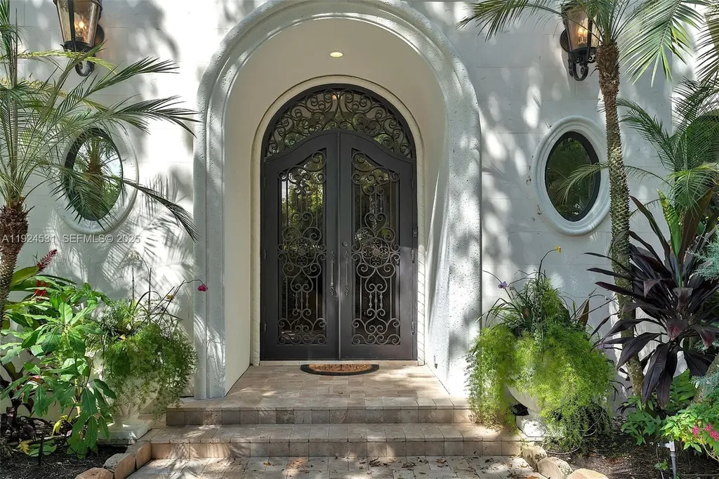 4008 Sanctuary Lane Boca Raton FL 33431