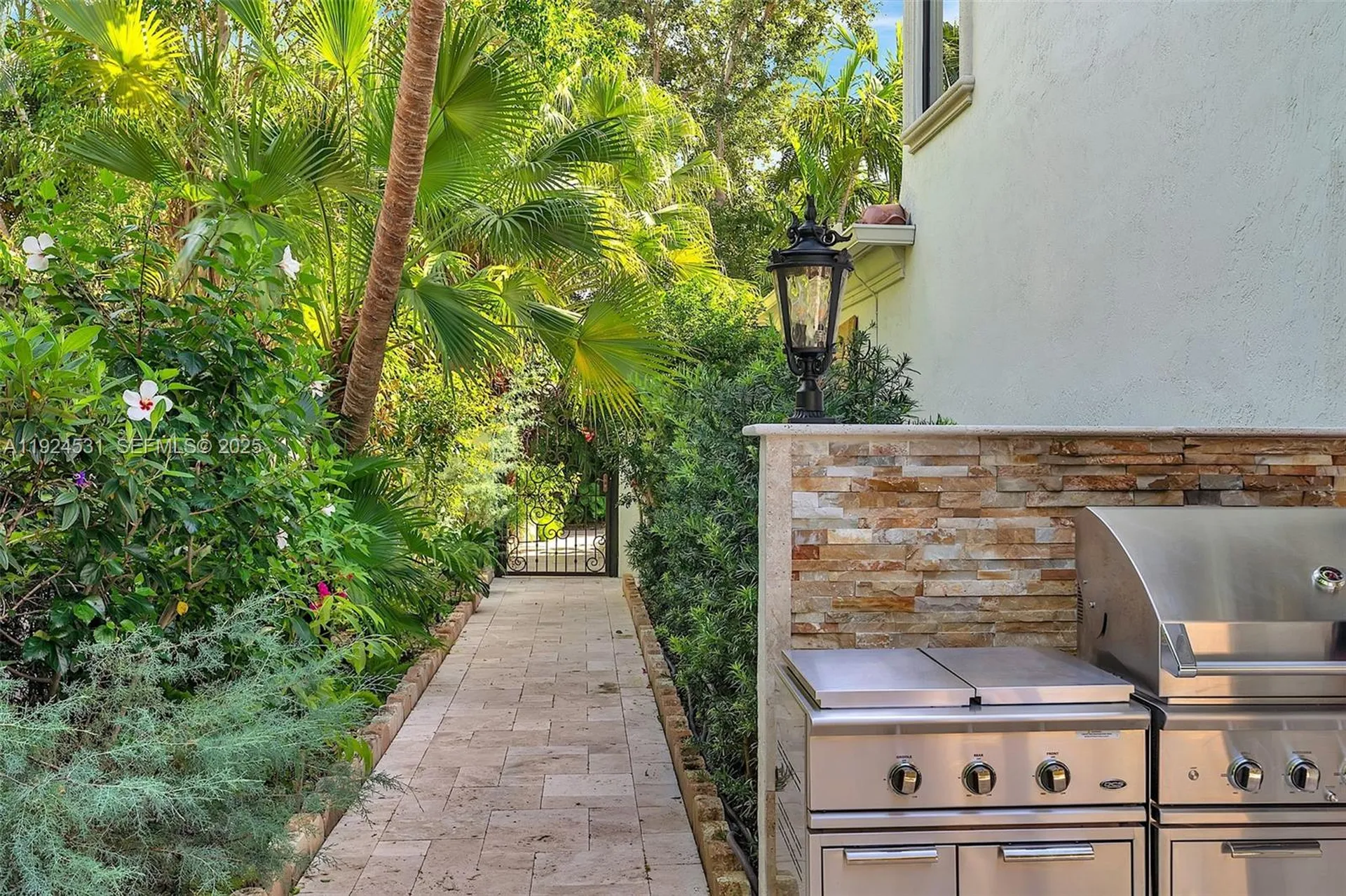 4008 Sanctuary Lane Boca Raton FL 33431