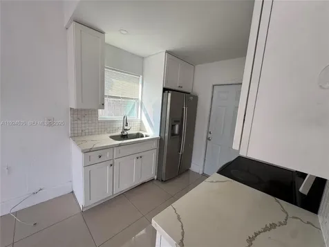 2507 NW 4th Court Pompano Beach FL 33069
