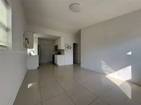 2507 NW 4th Court Pompano Beach FL 33069