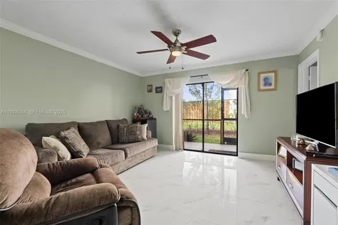 821 NE 207th Lane Miami FL 33179