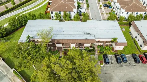 821 NE 207th Lane Miami FL 33179