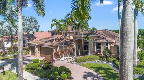 1470 Victoria Isle Drive Weston FL 33327