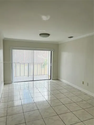 1471 W 43rd Place Hialeah FL 33012