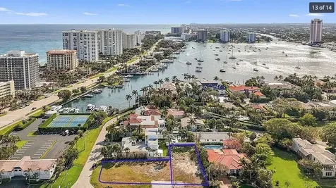 235 SE Wavecrest Way Boca Raton FL 33432
