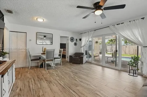 5874 SW 97th Terrace Cooper City FL 33328