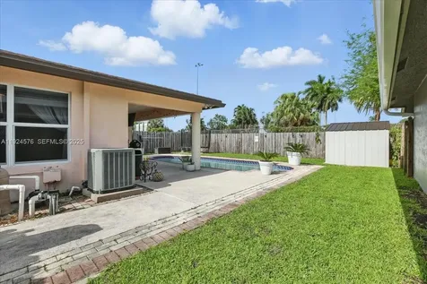 5874 SW 97th Terrace Cooper City FL 33328