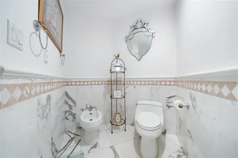 10225 Collins Avenue Bal Harbour FL 33154
