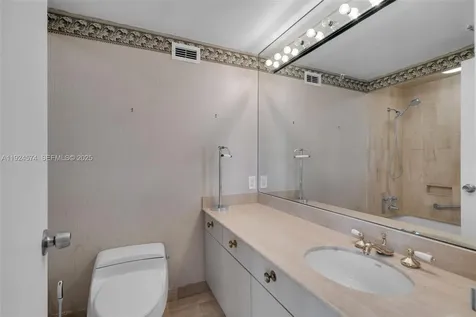 700 Biltmore Way Coral Gables FL 33134
