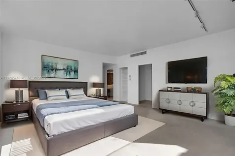 700 Biltmore Way Coral Gables FL 33134