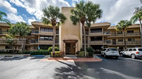 7735 NW 79th Avenue Tamarac FL 33321