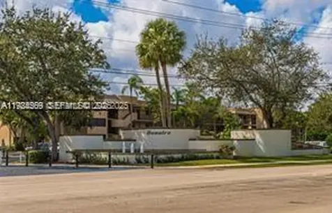 7735 NW 79th Avenue Tamarac FL 33321