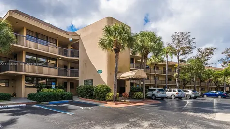 7735 NW 79th Avenue Tamarac FL 33321