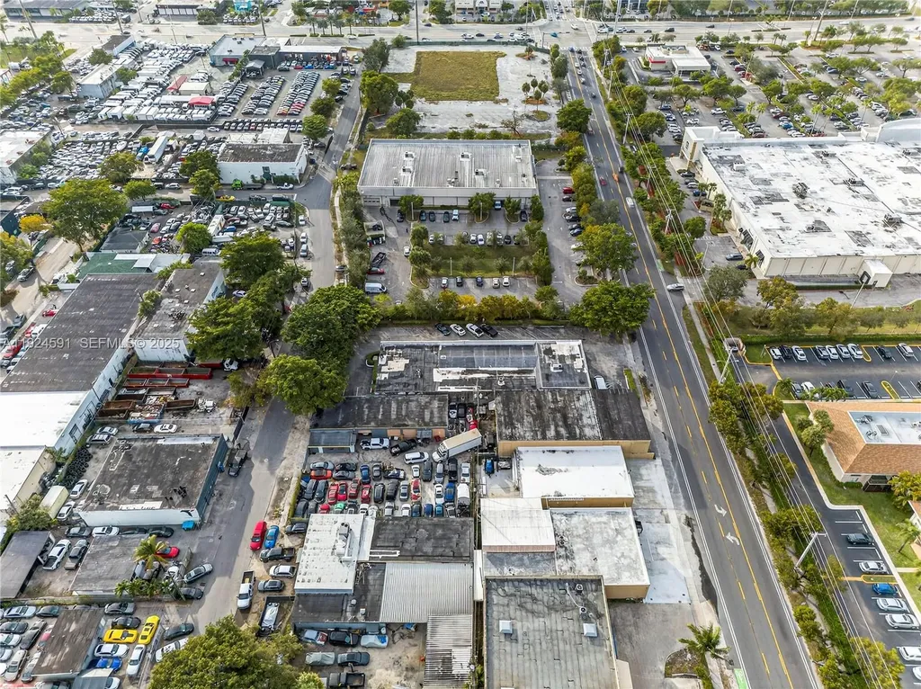 5821 Dewey Street Hollywood FL 33023